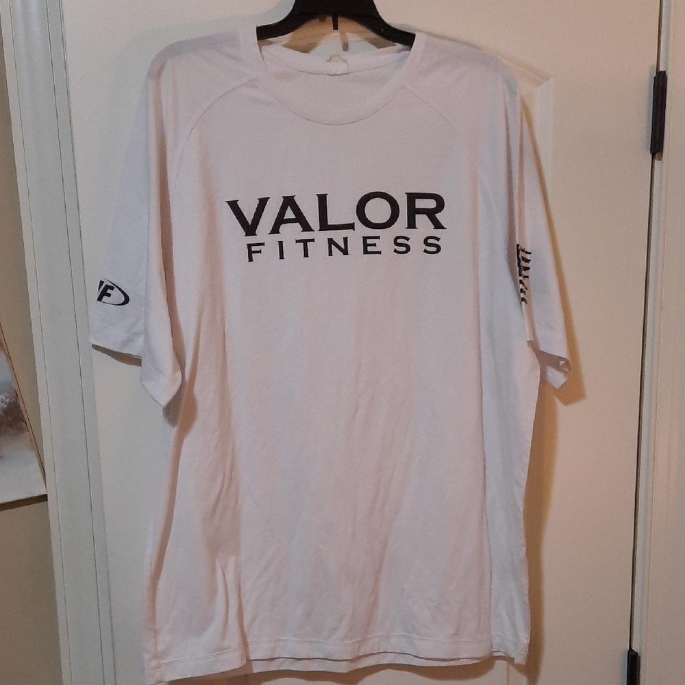 Valor Fitness Men's Athletic T